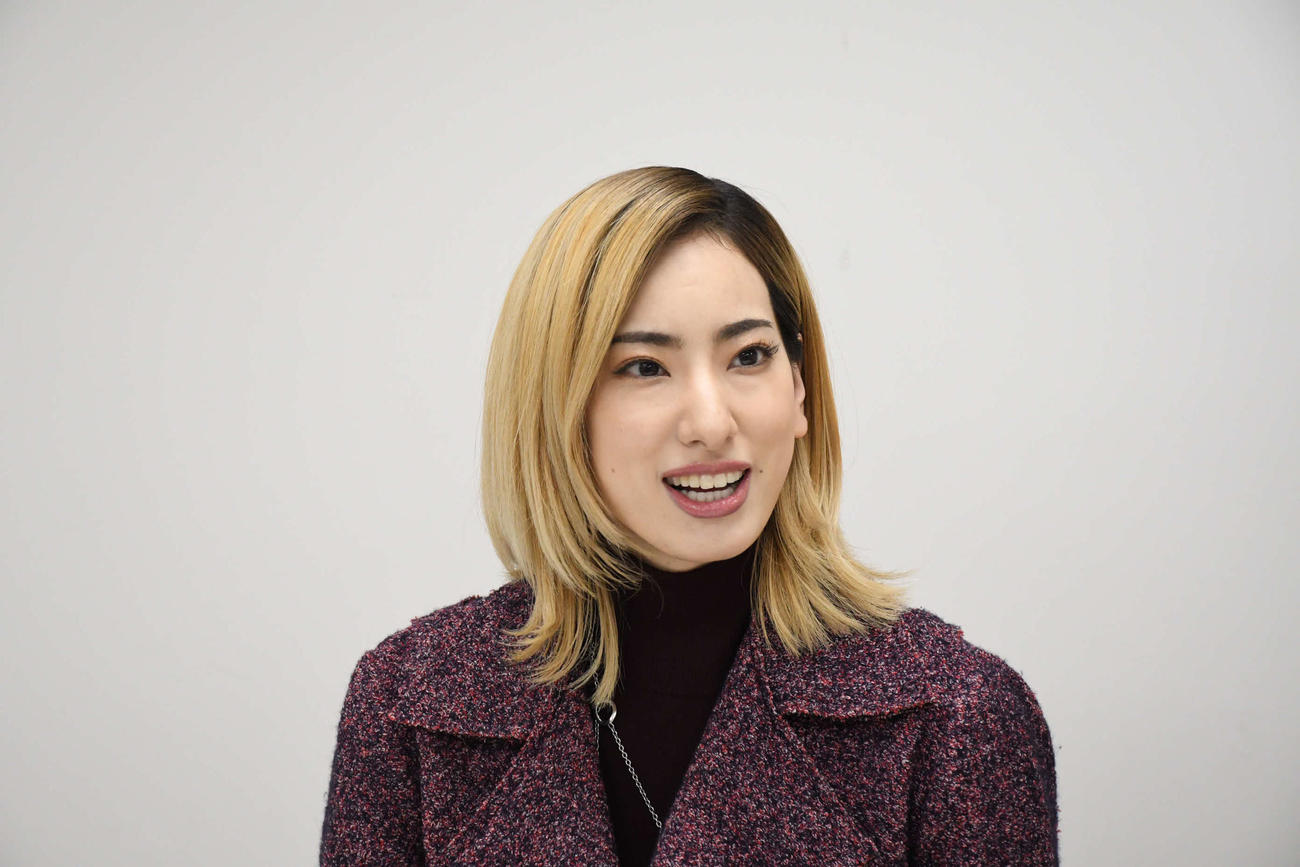 ミュージカル「十二国記　－月の影　影の海－」への意気込みを語った柚香光（撮影・阪口孝志）
