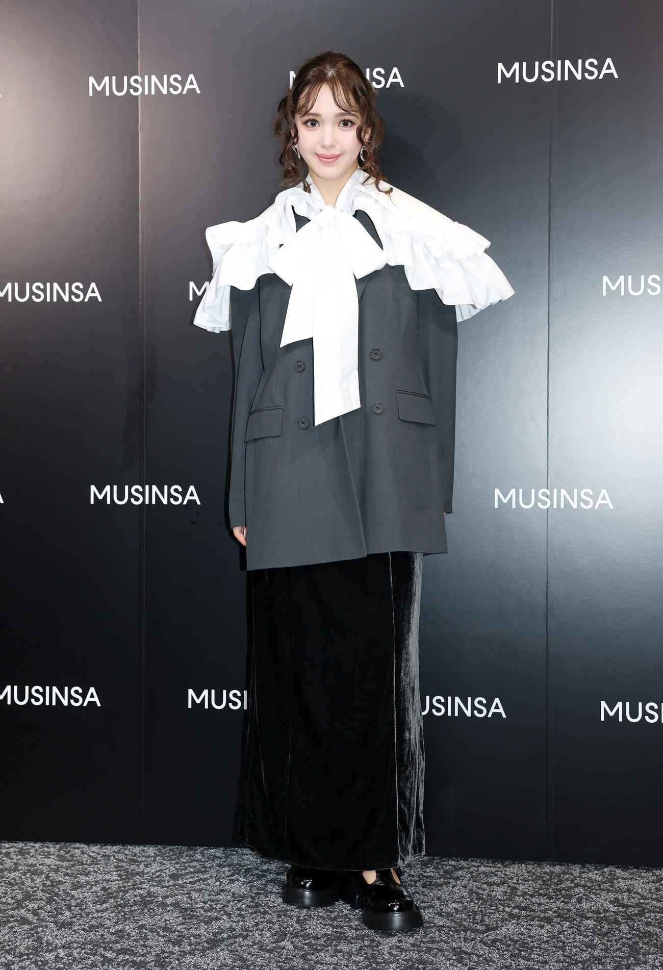 「MUSINSA TOKYO POP－UP STORE 2025」オープニングイベントに臨む藤田ニコル（撮影・鈴木正人）