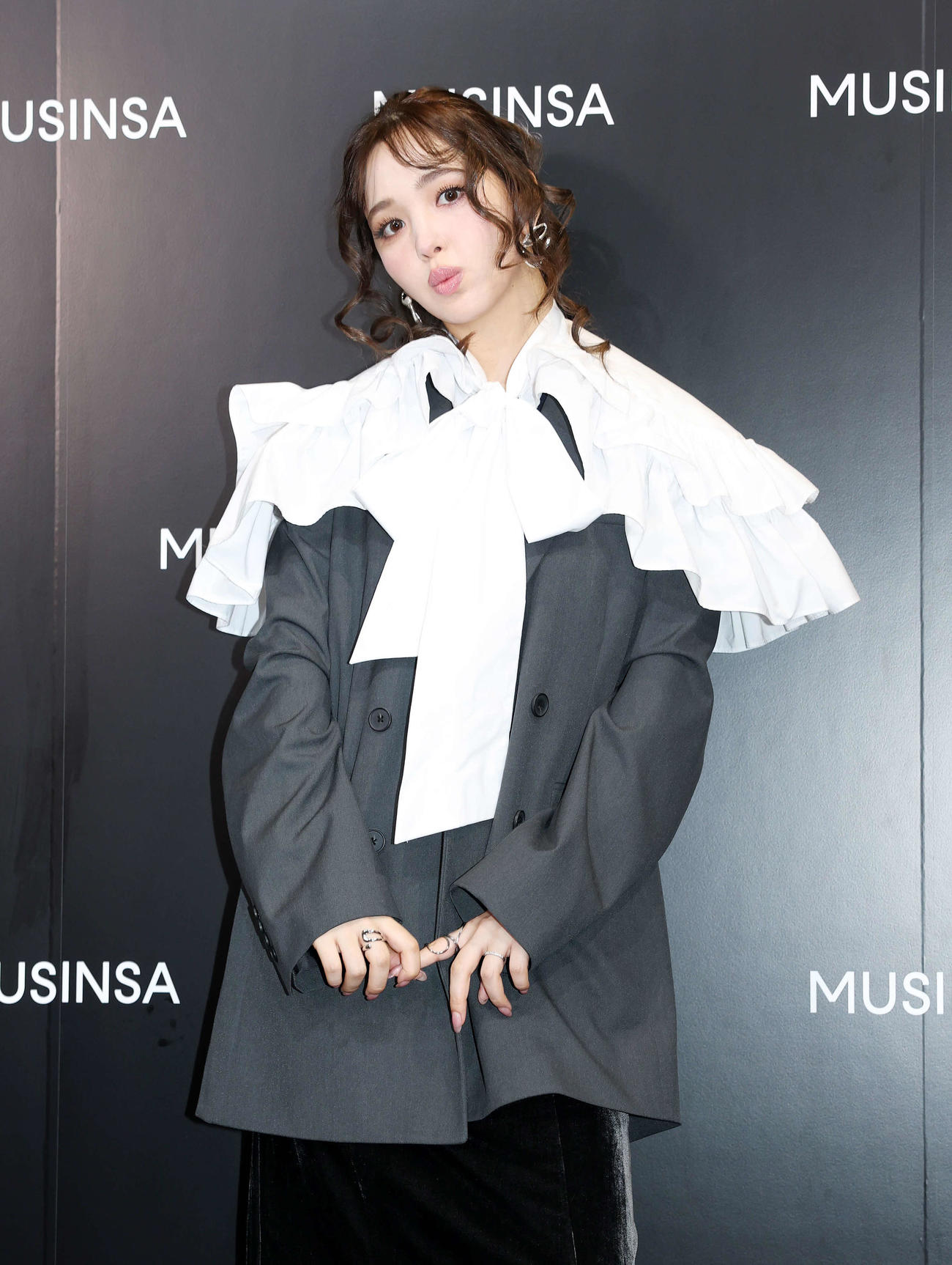 「MUSINSA TOKYO POP－UP STORE 2025」オープニングイベントに臨む藤田ニコル（撮影・鈴木正人）