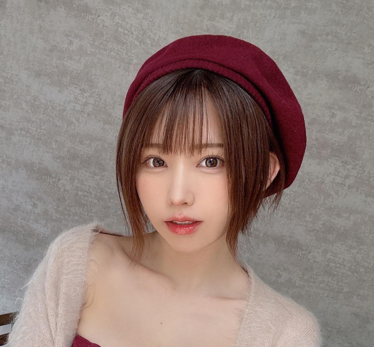 えなこのインスタグラムから