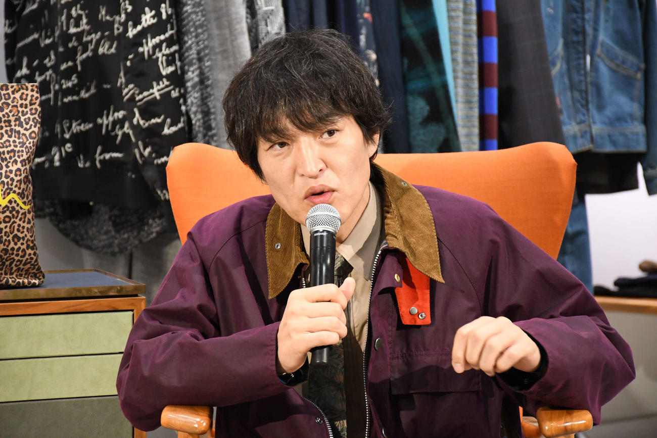 「Paul Smith Loves Barbour」の記者発表会に出席した千原ジュニア（撮影・阪口孝志）