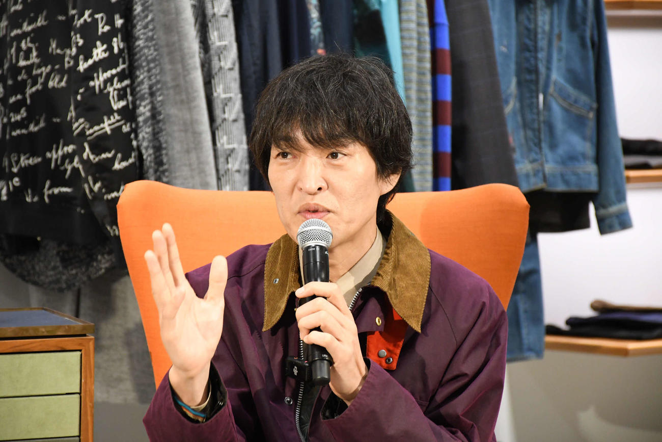 「Paul Smith Loves Barbour」の記者発表会に出席した千原ジュニア（撮影・阪口孝志）