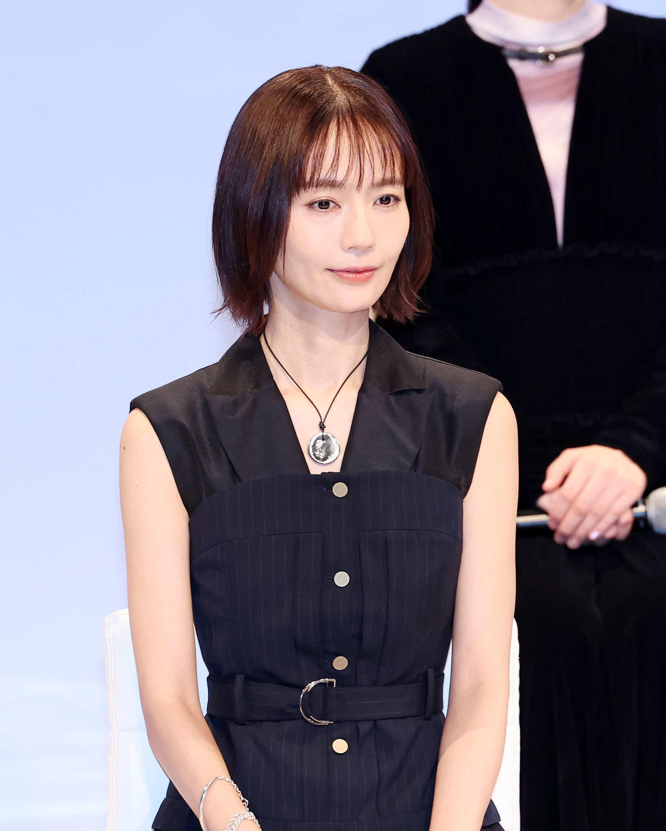 「終幕のロンド」の製作発表に臨む中村ゆり（撮影・鈴木正人）