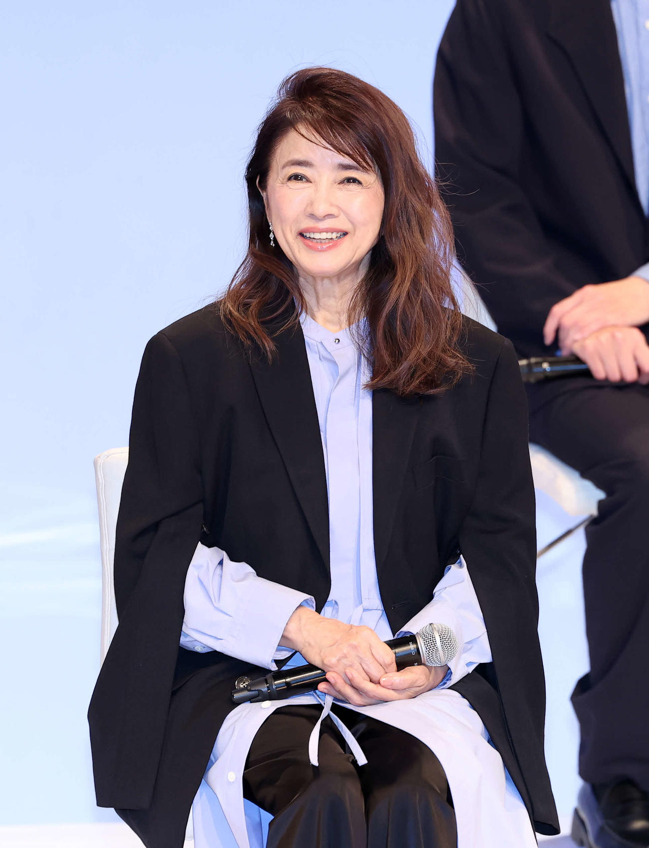「終幕のロンド」の製作発表に臨む風吹ジュン（撮影・鈴木正人）