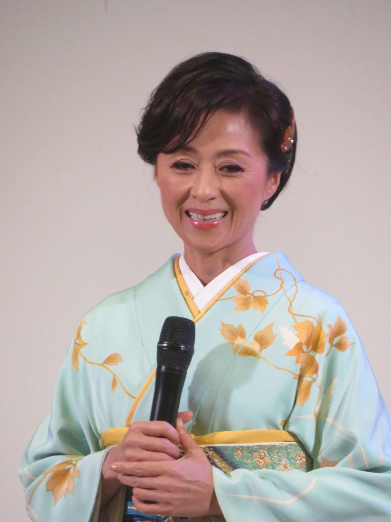 長山洋子「昭和の女」カラオケ選手権に出席した長山洋子（撮影・川田和博）