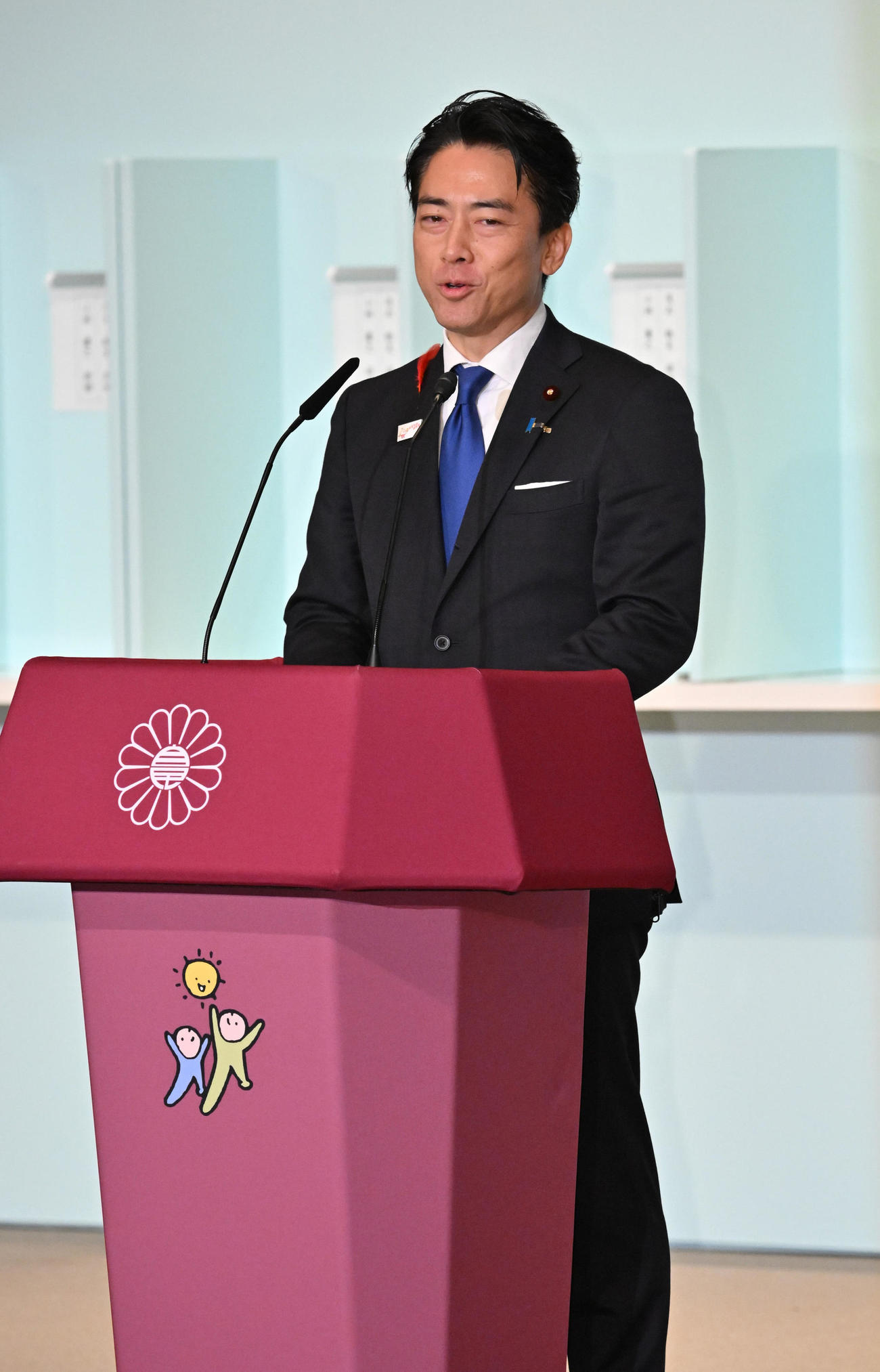 自民党総裁選で、決選投票を前に演説する小泉進次郎氏（代表撮影）