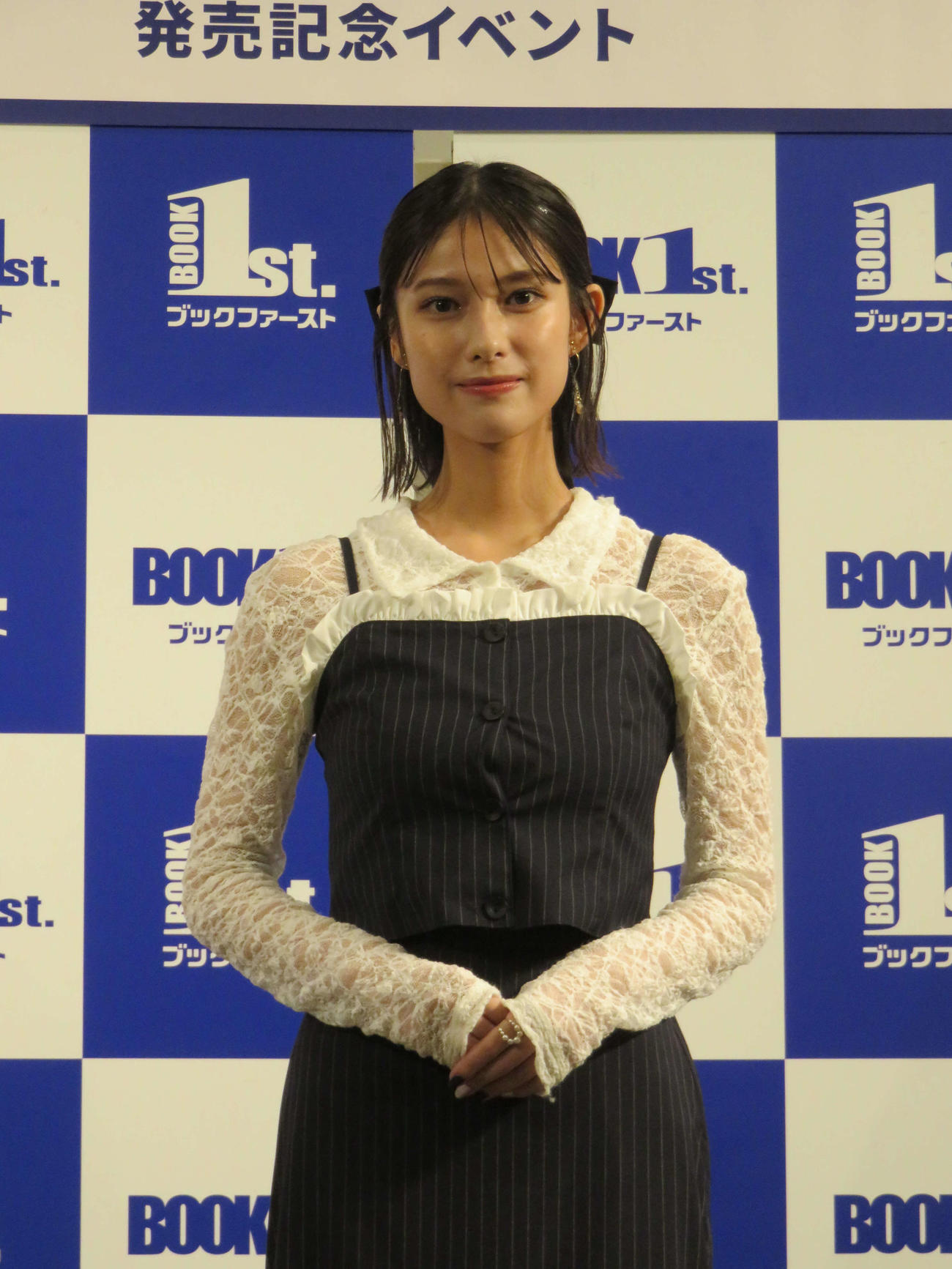 3冊目の写真集「Into The Light」の発売記念イベント取材会に臨んだ玉田志織