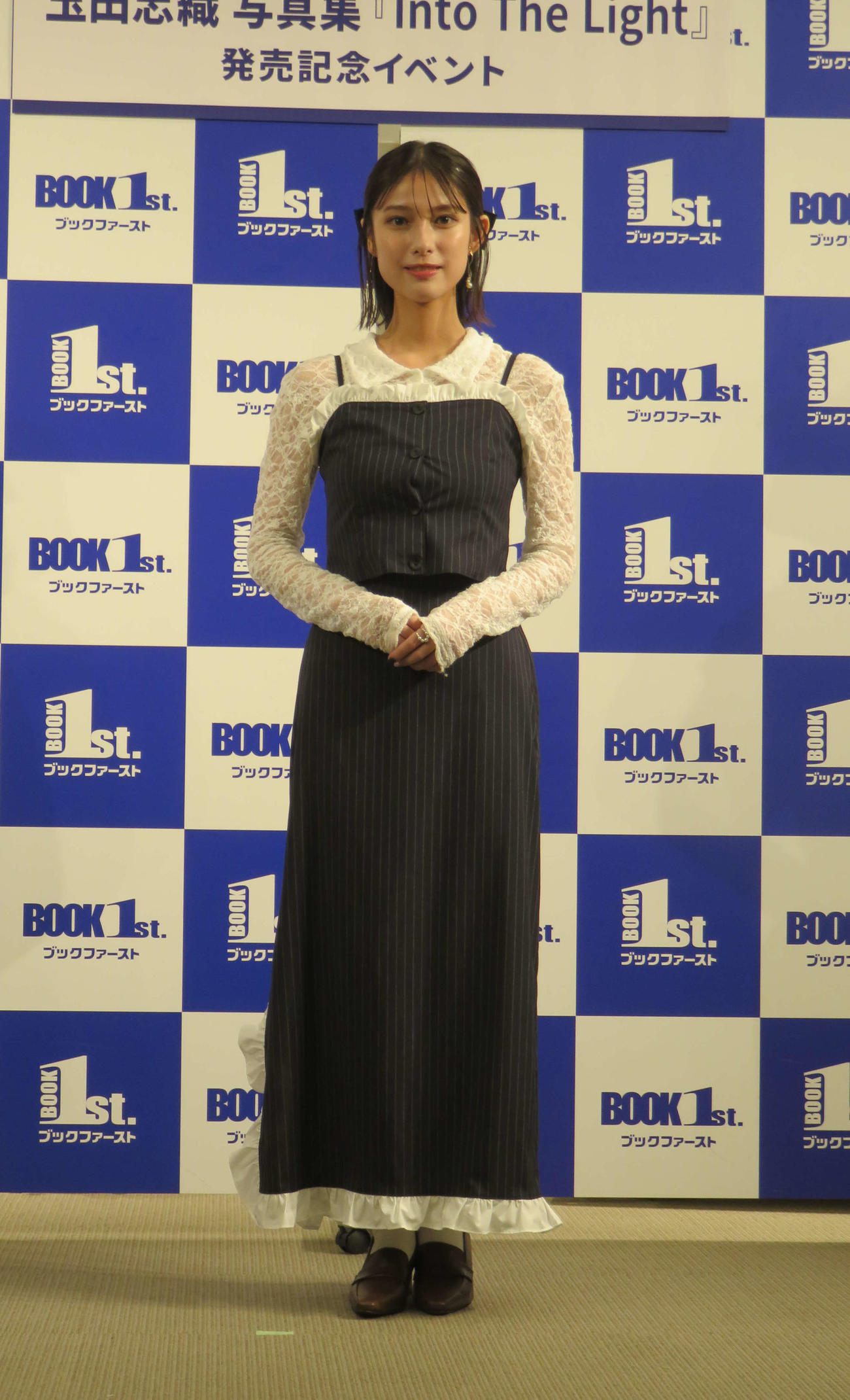 3冊目の写真集「Into The Light」の発売記念イベント取材会に臨んだ玉田志織