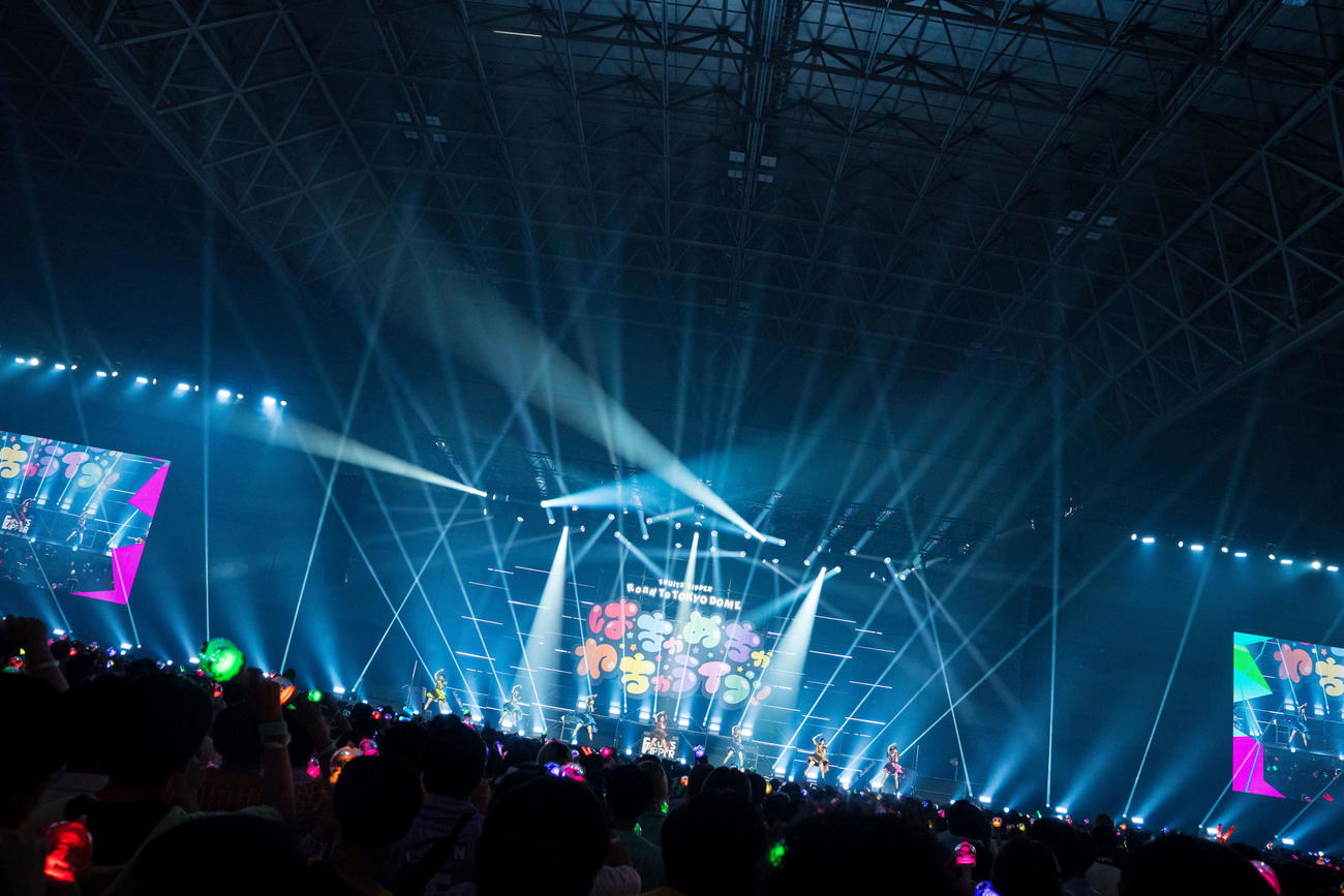 「FRUITS ZIPPER Road To TOKYO DOME～はちゃめちゃわちゃライブ！～」を行ったFRUITS ZIPPER（下山春香氏撮影）