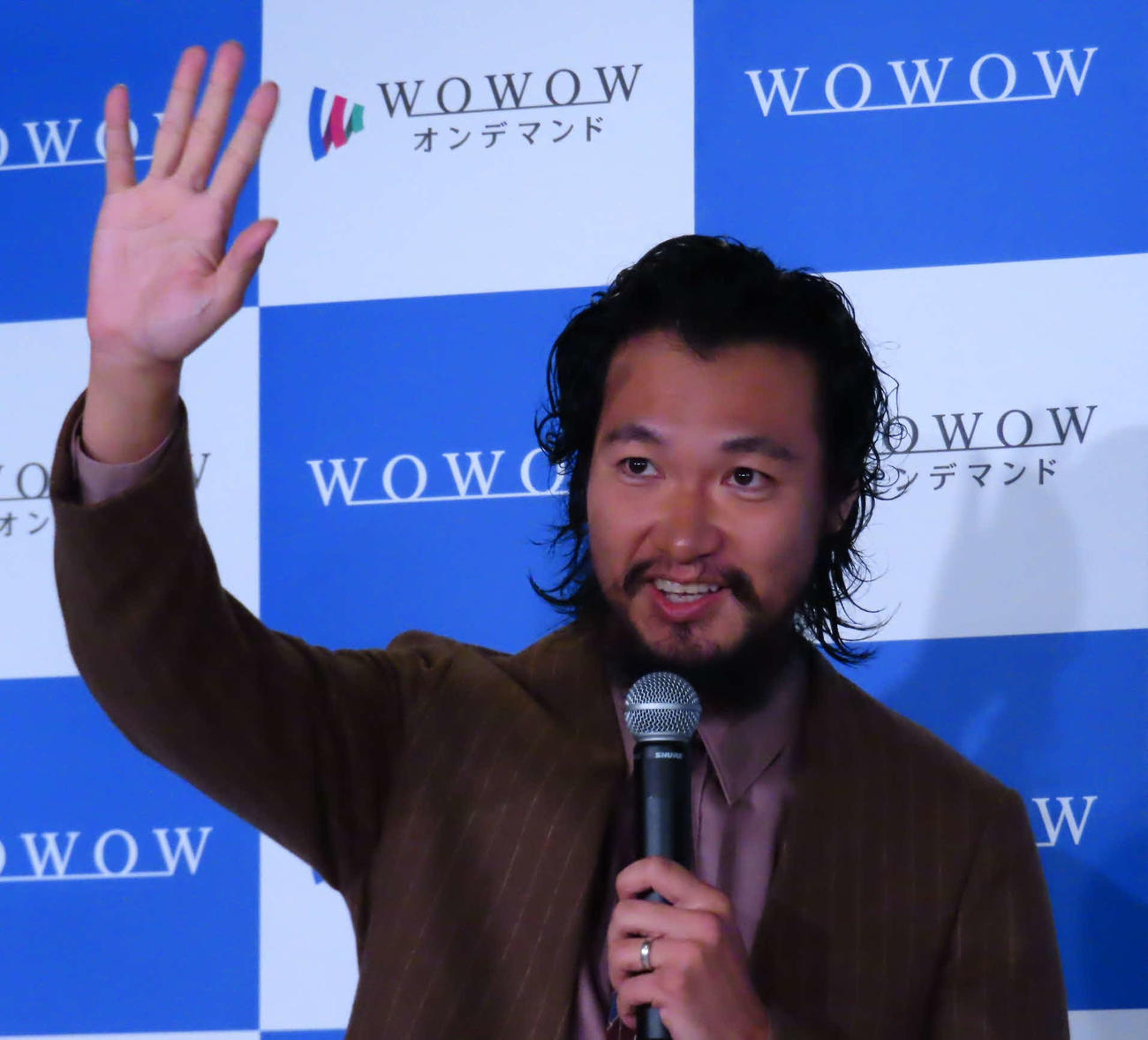 WOWOW連続ドラマW「1972　渚の螢火」完成報告会に登壇した青木崇高