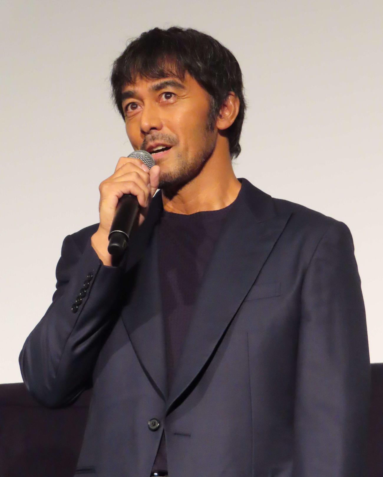 映画「俺ではない炎上」の舞台あいさつに出席した阿部寛