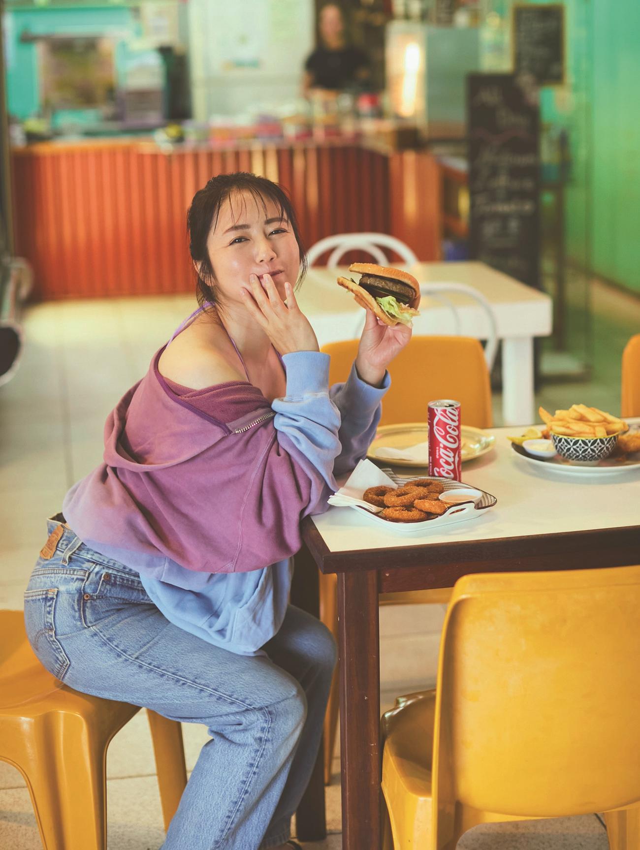 磯山さやかデビュー25周年記念写真集「余韻」からこれまでに公開されたカット（C）須藤敬一／講談社