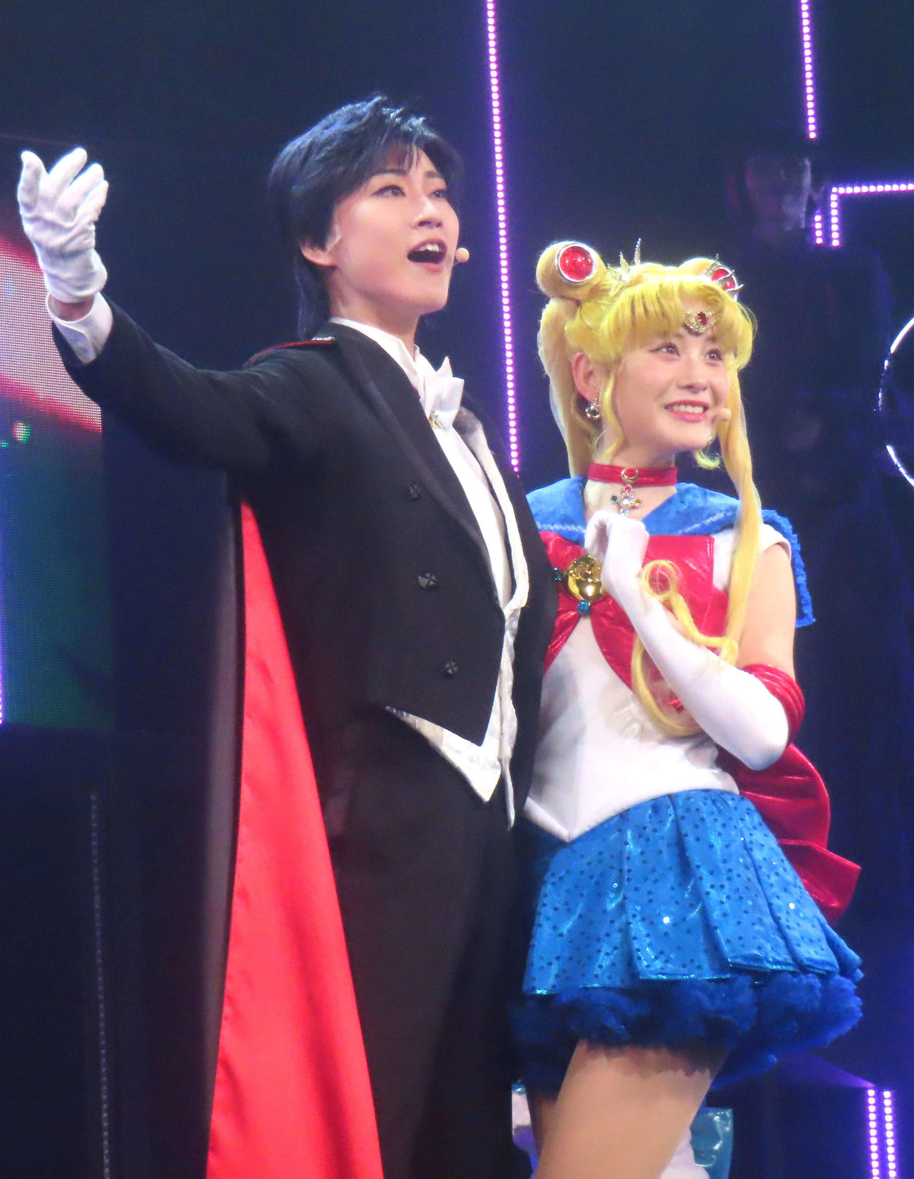 「“Pretty Guardian Sailor Moon”　The Super Live」公開ゲネプロに登場したSufa（左）と横山結衣