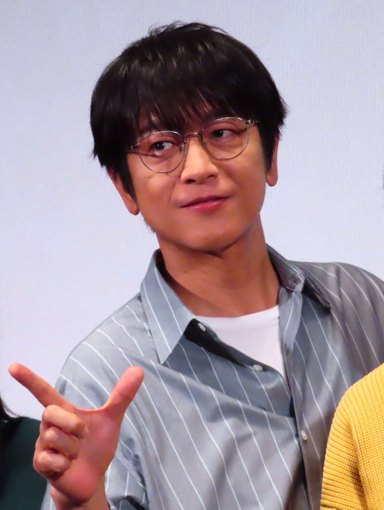 日本テレビ系連続ドラマ「ぼくたちん家」完成披露試写会に登壇した及川光博