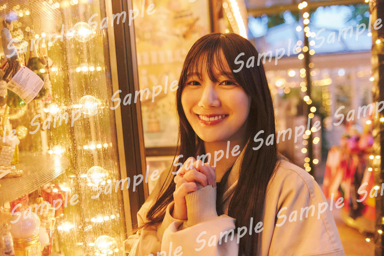 日向坂46河田陽菜セカンド写真集の特典カット　撮影／SAKAI DE JUN