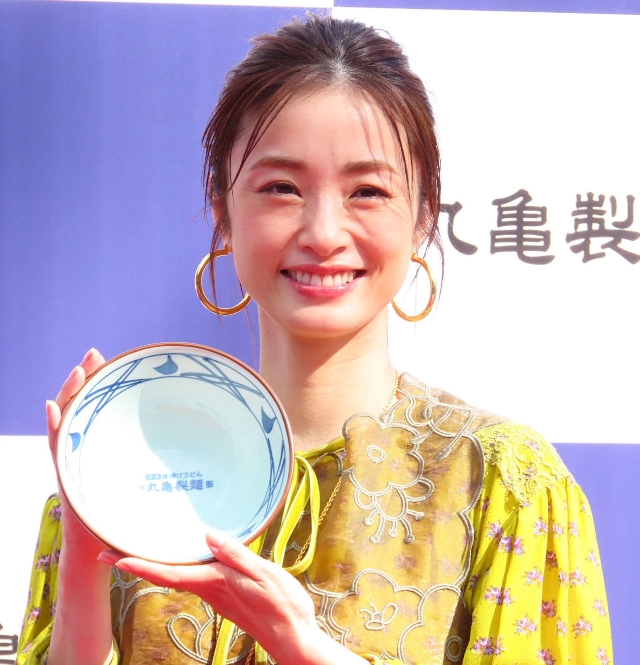 丸亀製麺「1811人の麺職人が贈る　丸亀製麺・打ち立ての秋」開幕式に出席した上戸彩
