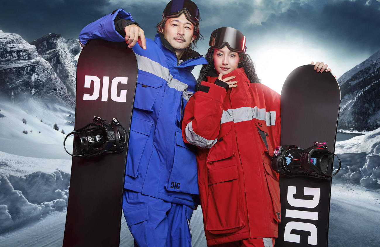 D2Cスポーツアパレルブランド「DIG」のビジュアル。沢尻エリカ（右）と窪塚洋介