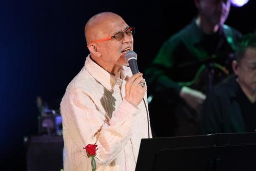 松山千春、秋のコンサートスタートも「公明党が政権から離脱」「歌って