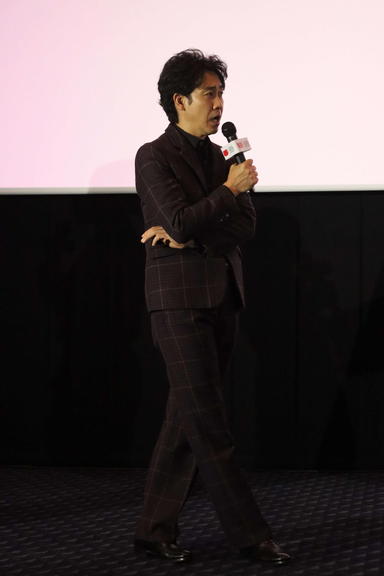 北海道フービーフェスティバル上映会に登壇した大泉洋（撮影・保坂果那）