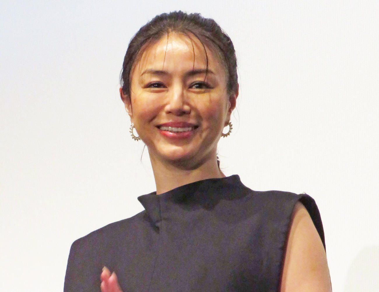 映画「見はらし世代」公開記念舞台あいさつに登壇した井川遥（撮影・村上幸将）