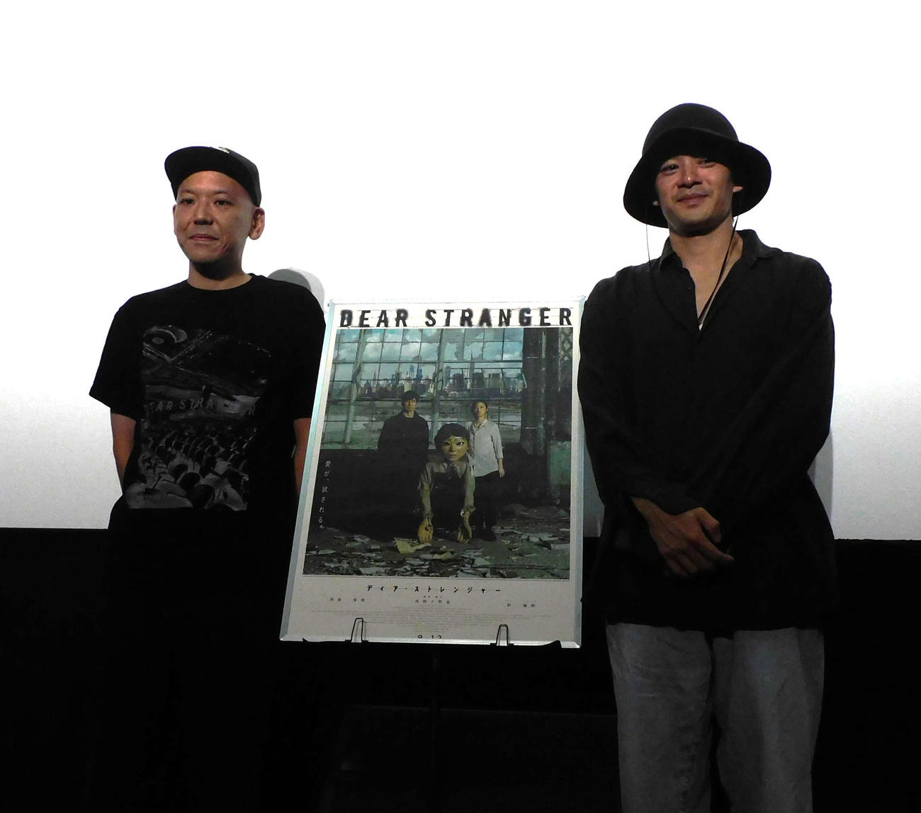 トークショーを行った真利子哲也監督（左）と池松壮亮（右）（撮影・寺本吏輝）