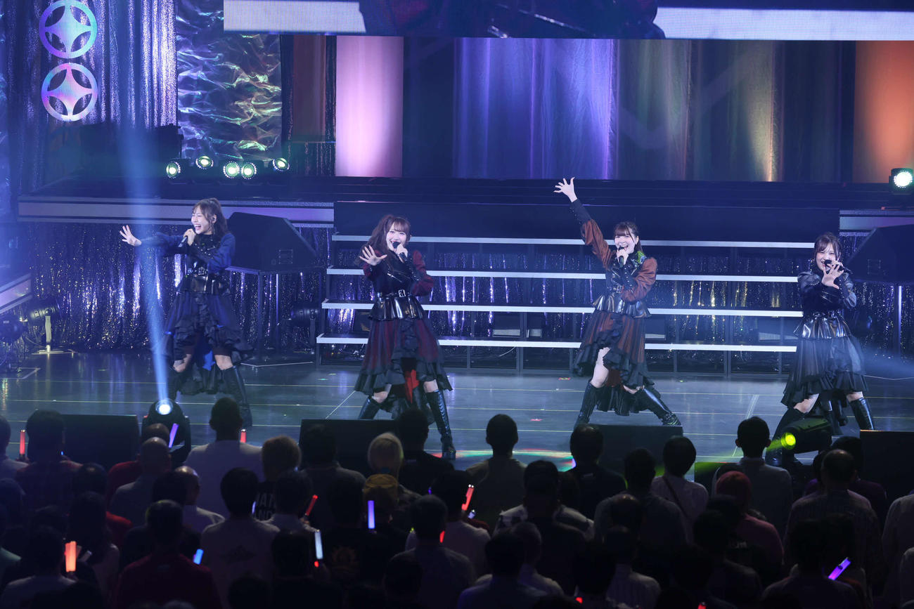 「SKE48 17th Anniversary Festival 2025」でパフォーマンスするユニットのカミングフレーバー　（C）2025 Zest，Inc．