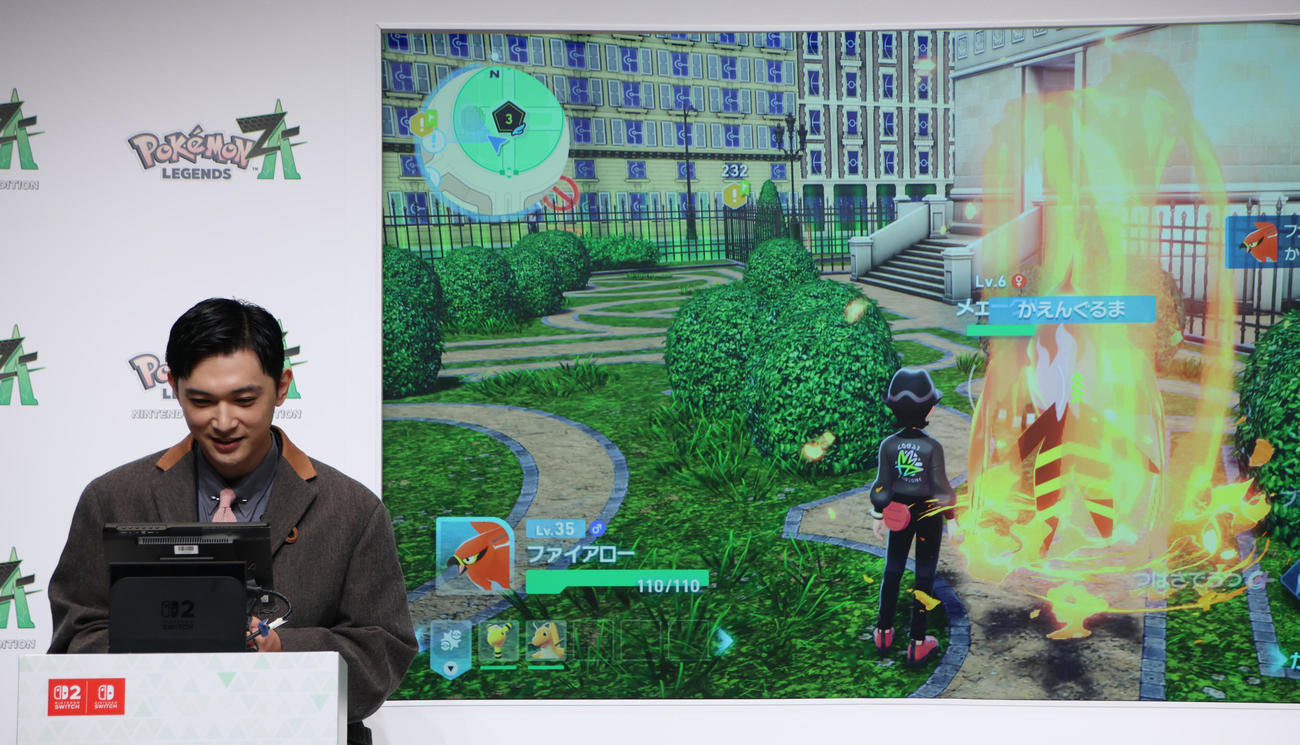 ポケットモンスター」シリーズ最新作にチャレンジする吉沢亮（撮影・中島郁夫）