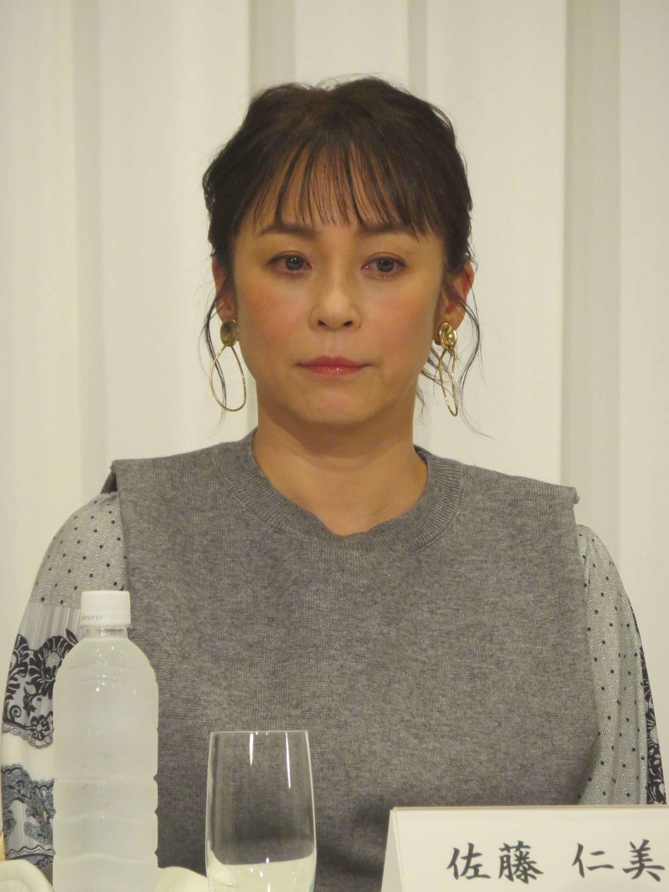 舞台「酔いどれ天使」製作発表会に出席した佐藤仁美（撮影・川田和博）
