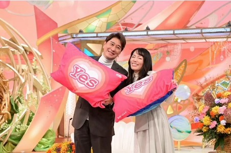 川崎麻世と妻の花音さん（川崎麻世のインスタグラムから）