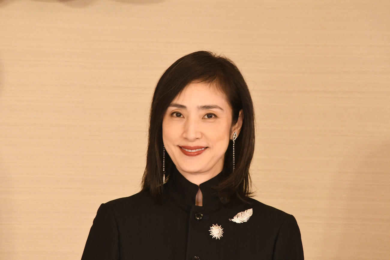 映画「てっぺんの向こうにあなたがいる」の取材会に出席した天海祐希（撮影・阪口孝志）