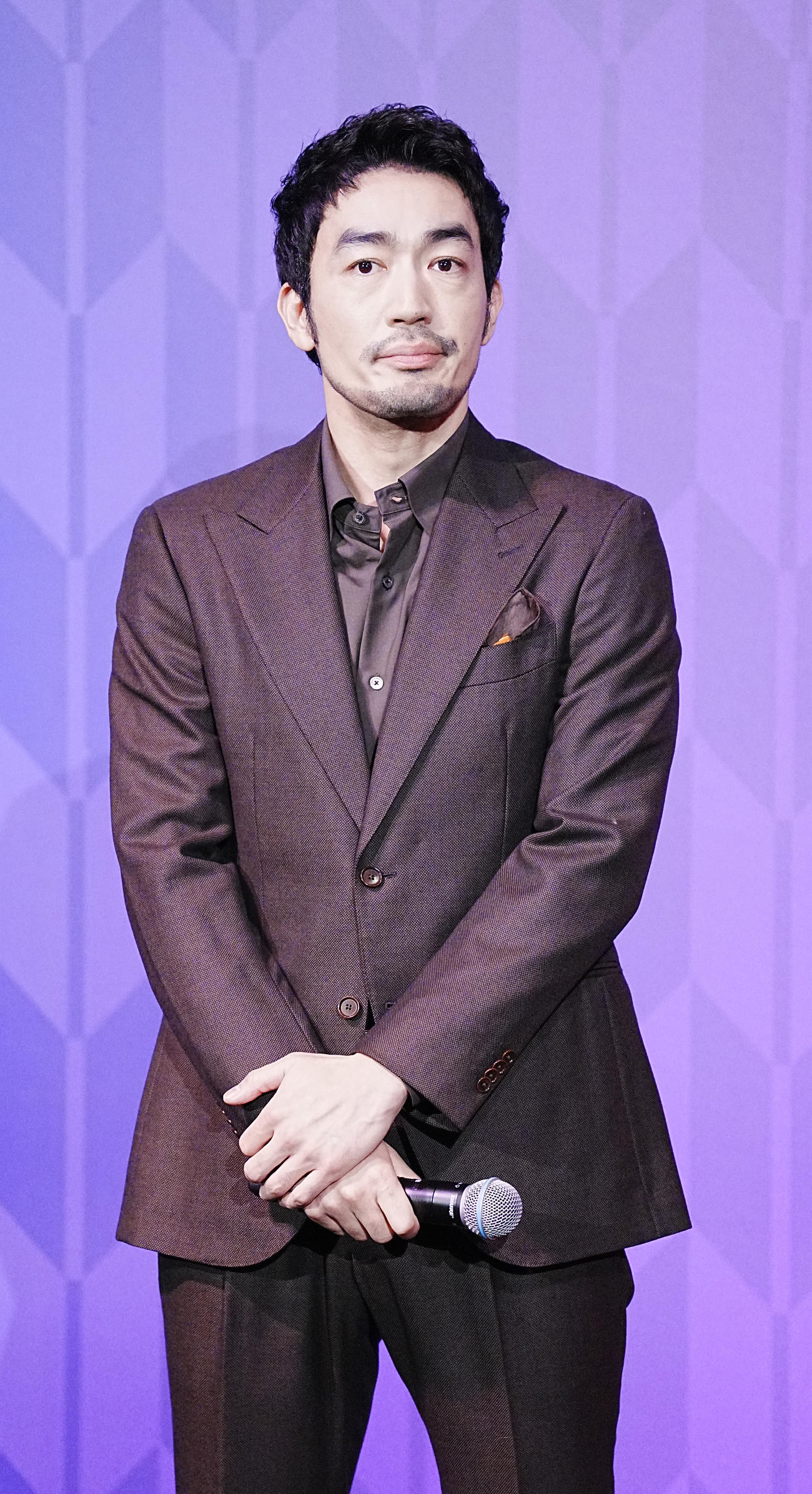 映画「おーい、応為」初日舞台あいさつに臨む大谷亮平（撮影・小沢裕）