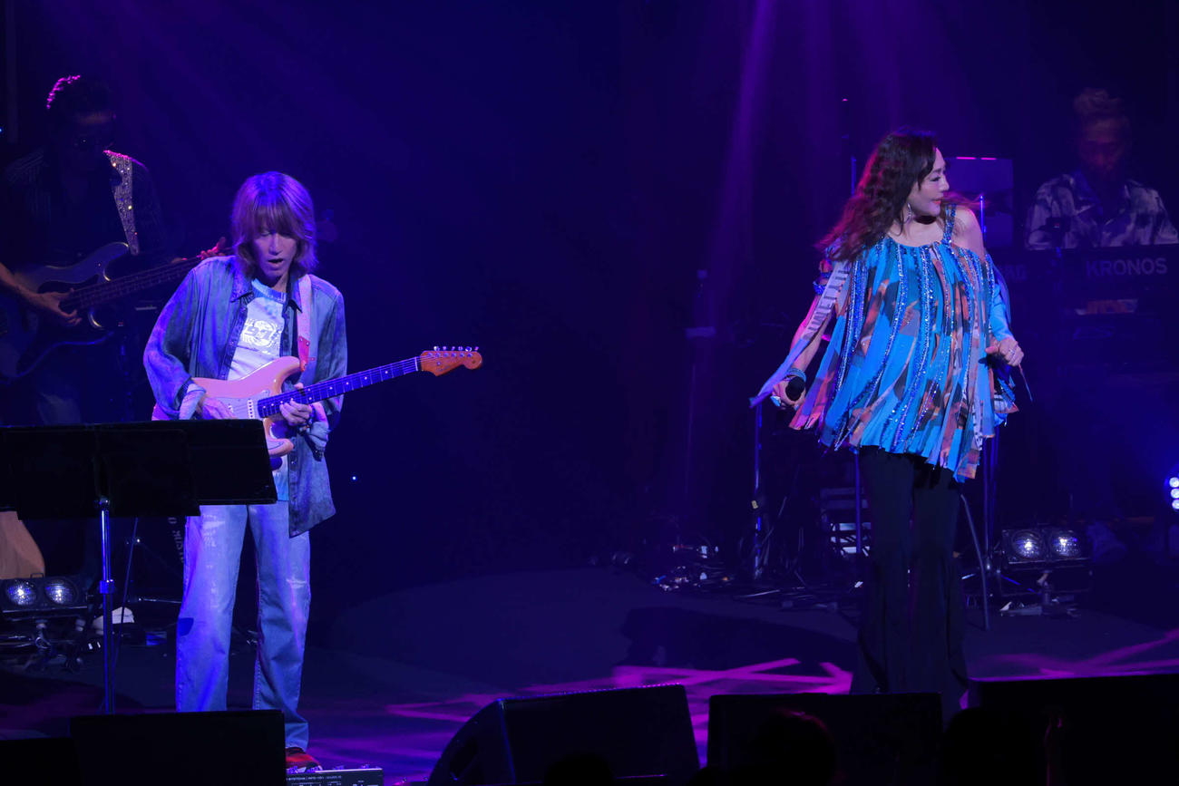 「ANRI LIVE 2025 TIMELY！！」東京公演で22年ぶりに共演した角松敏生と杏里