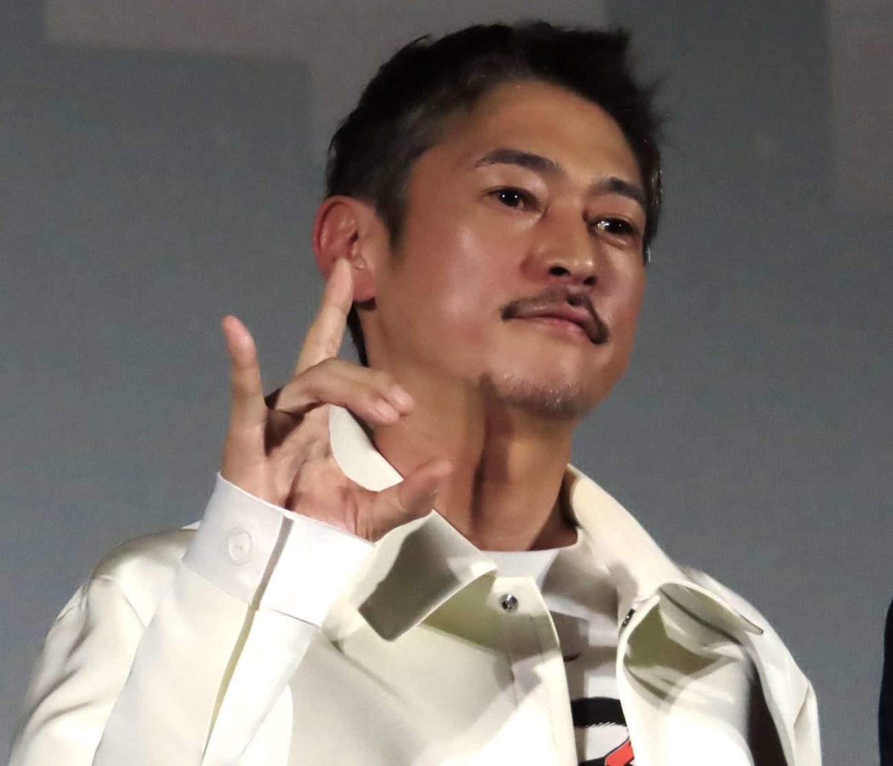 映画「次元を超える」公開記念舞台あいさつに登壇した窪塚洋介