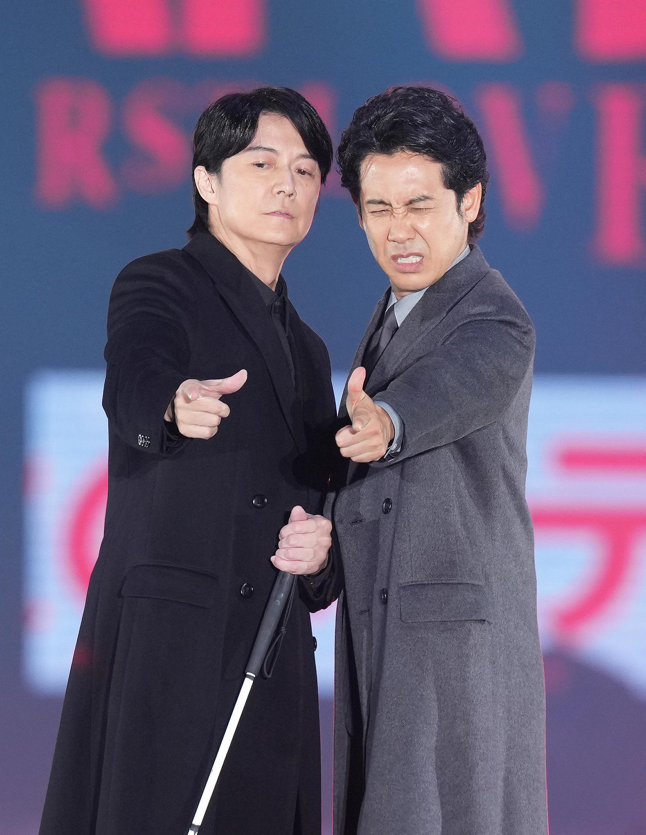 サプライズで登場した福山雅治（左）と大泉洋（撮影・足立雅史）
