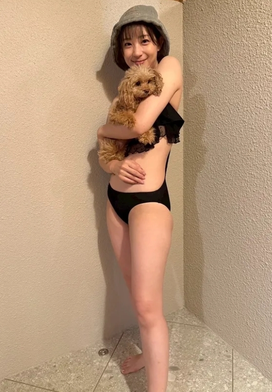 足立梨花のインスタグラムから