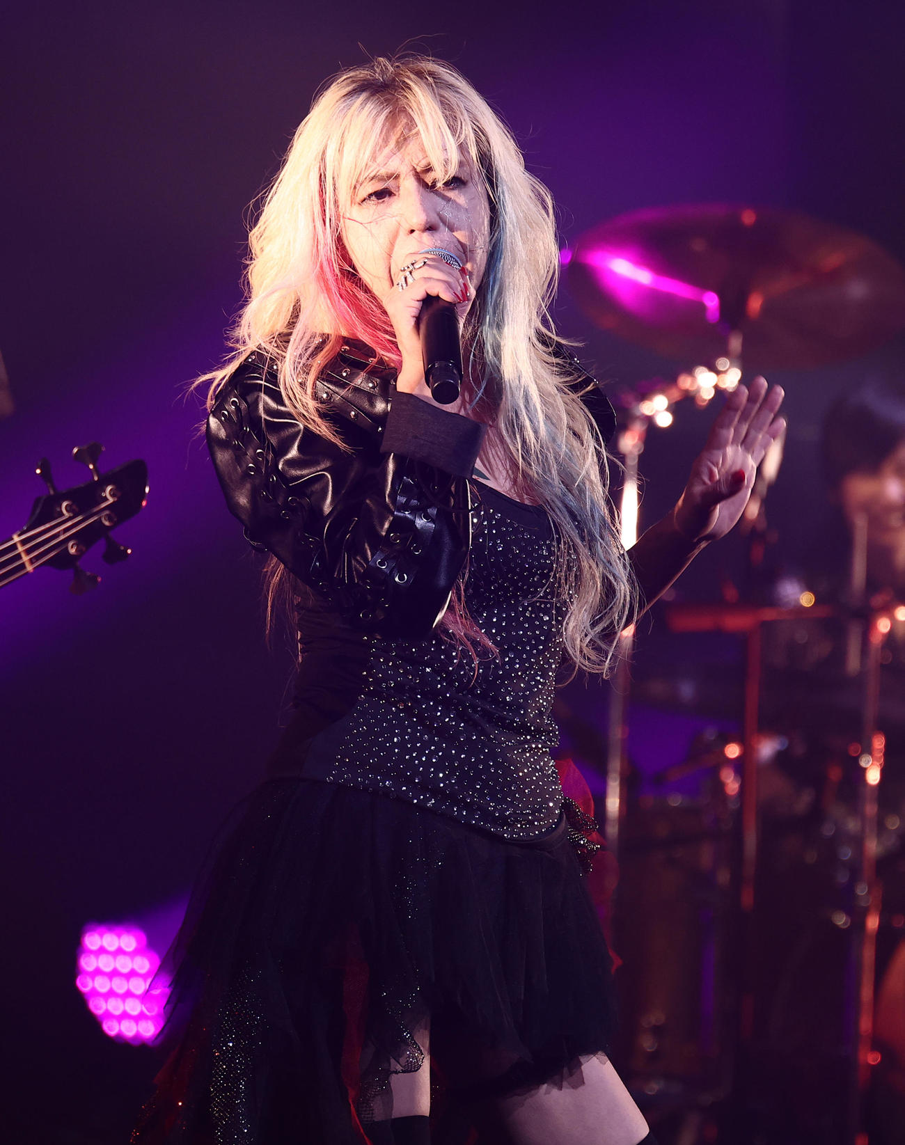 40周年記念ライブで熱唱するSHOW－YAのボーカル寺田恵子（撮影・中島郁夫）
