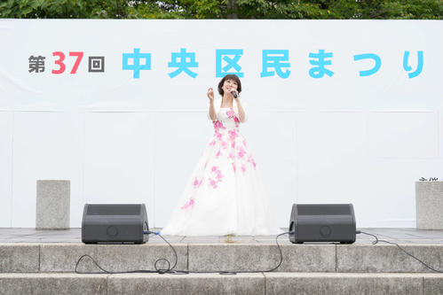 水森かおり、大阪の誓い「万博の大屋根リングにドミノ並べて歌って