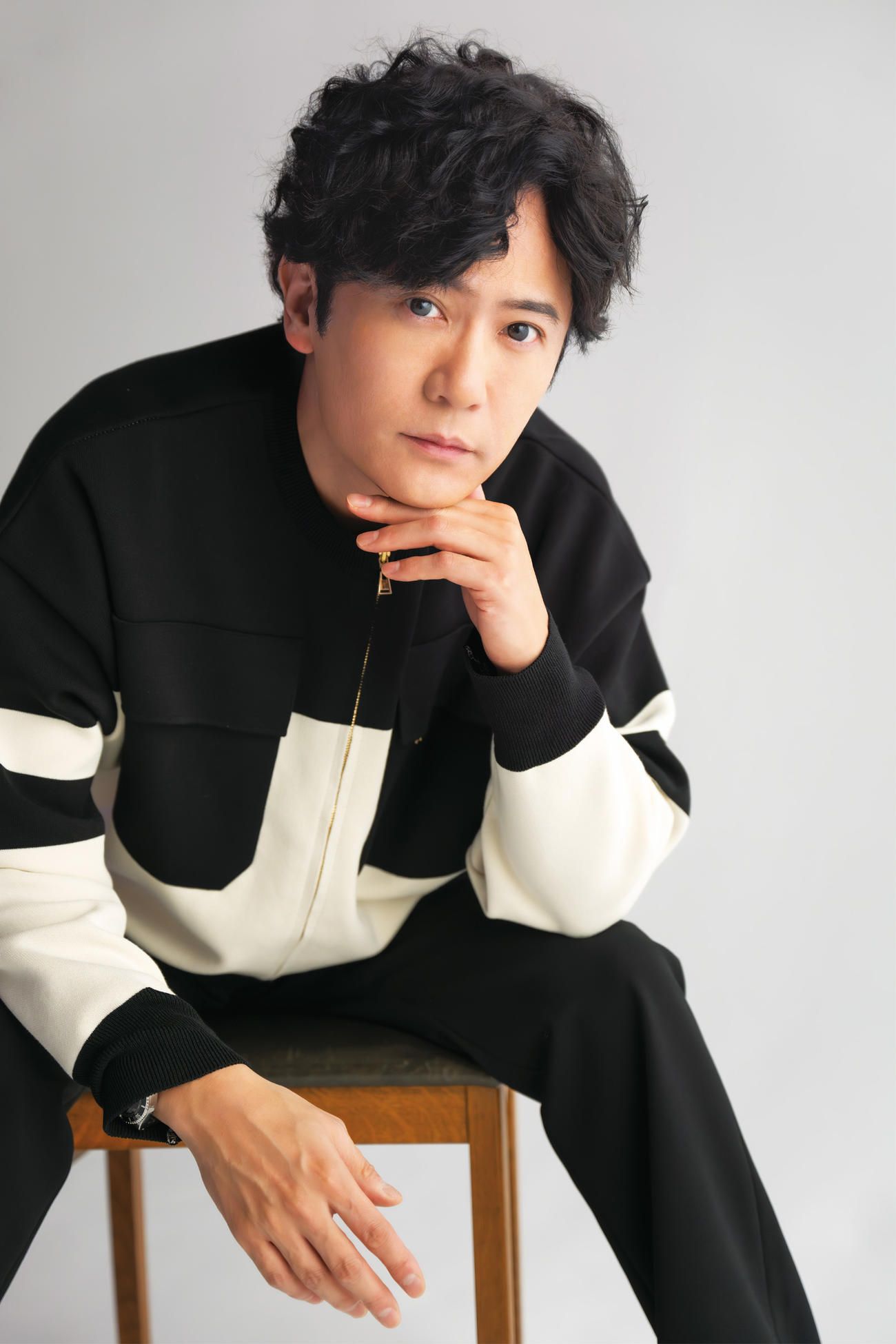 舞台「プレゼント・ラフター」に主演する稲垣吾郎