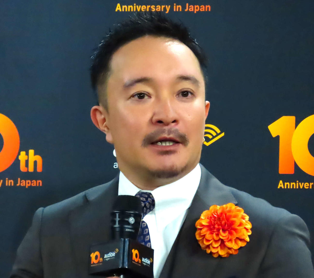 Amazon Audible日本10周年記念プレス発表会に出席した濱田岳