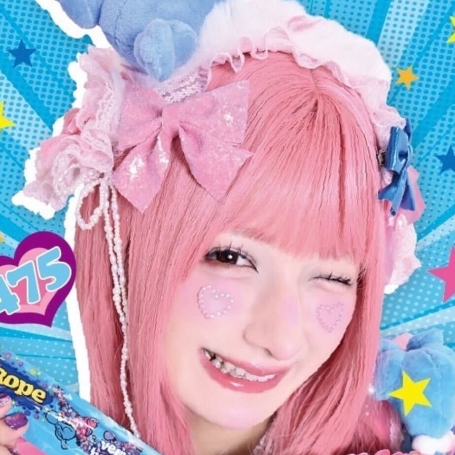 しなこのインスタグラムから
