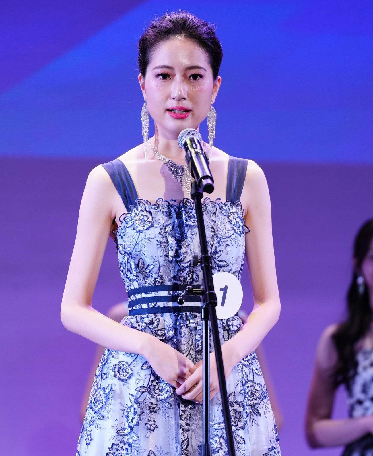 「ミス・ワールド・ジャパン2025」自己PRする田中香穂さん（撮影・鈴木みどり）