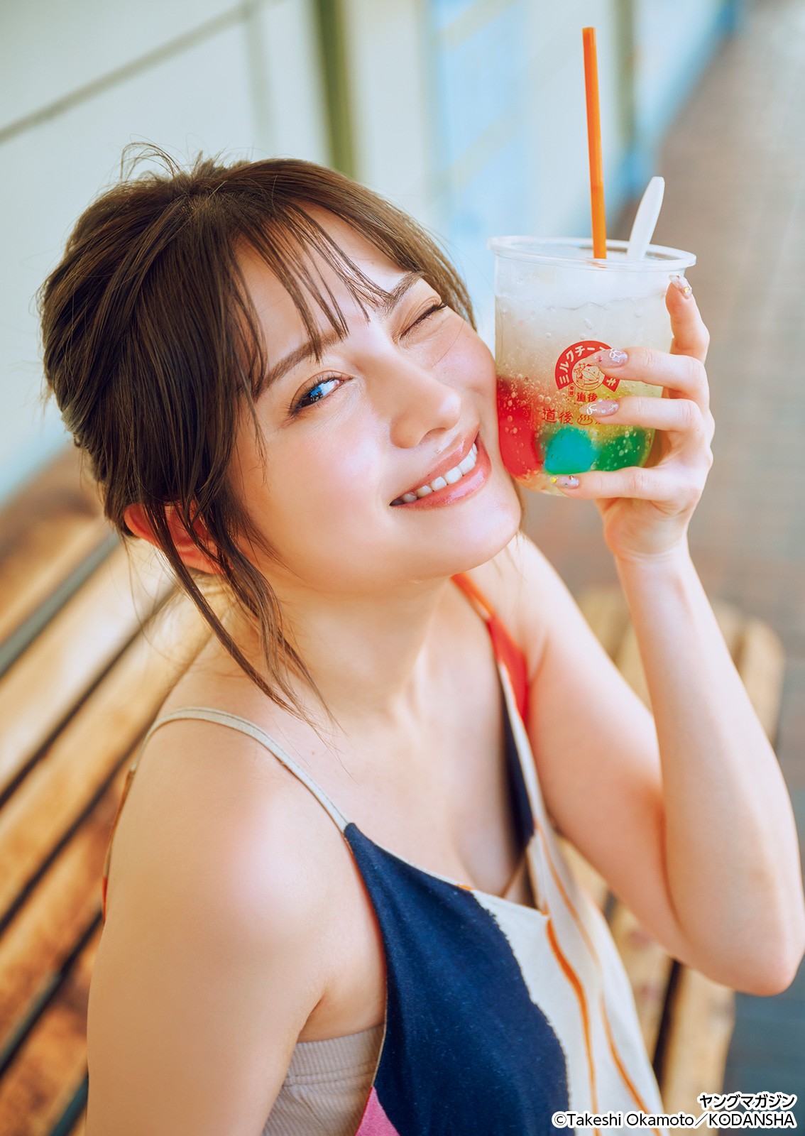 「ヤングマガジン」で表紙グラビアを務めている桃月なしこ