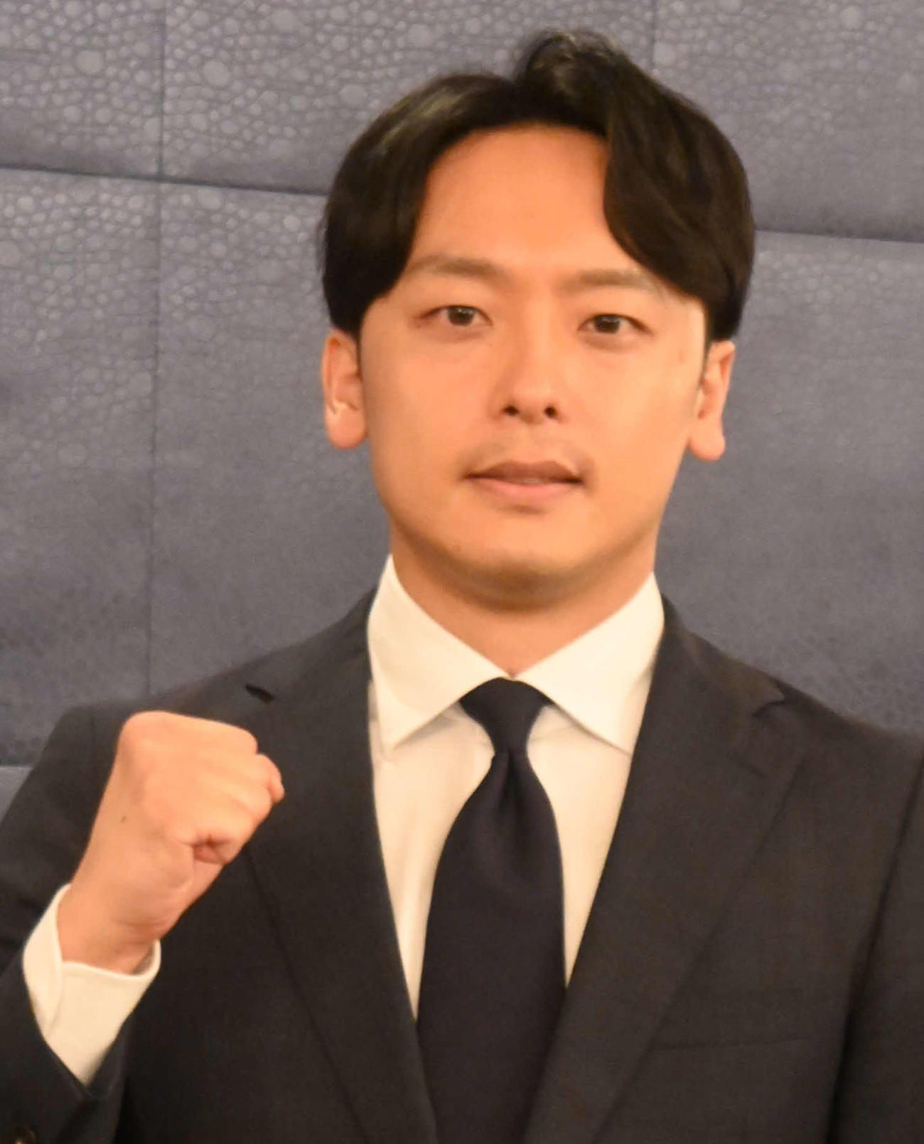 日本維新の会の新実彰平参院議員（24年10月）