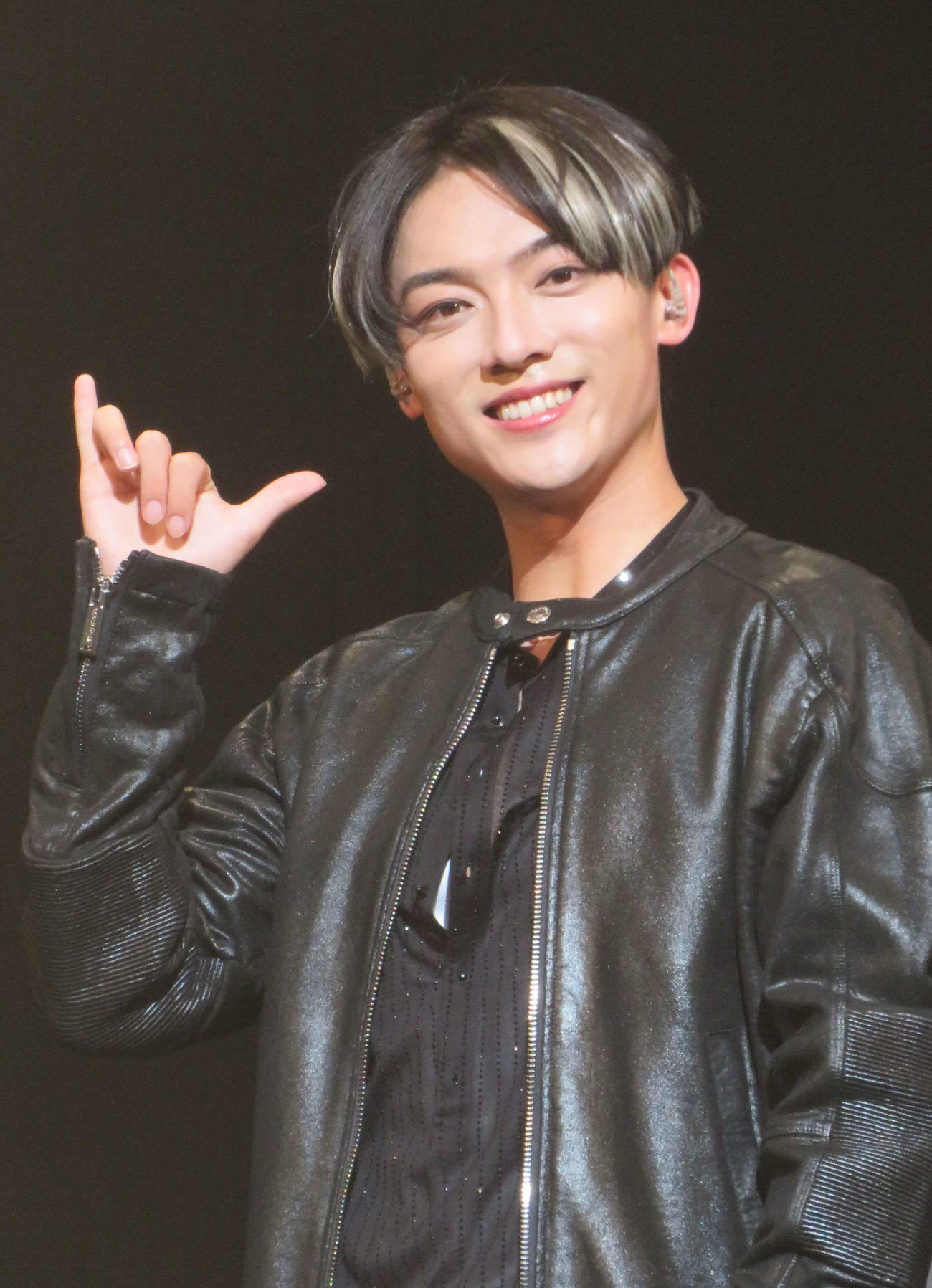 ライブを行った辰巳ゆうと