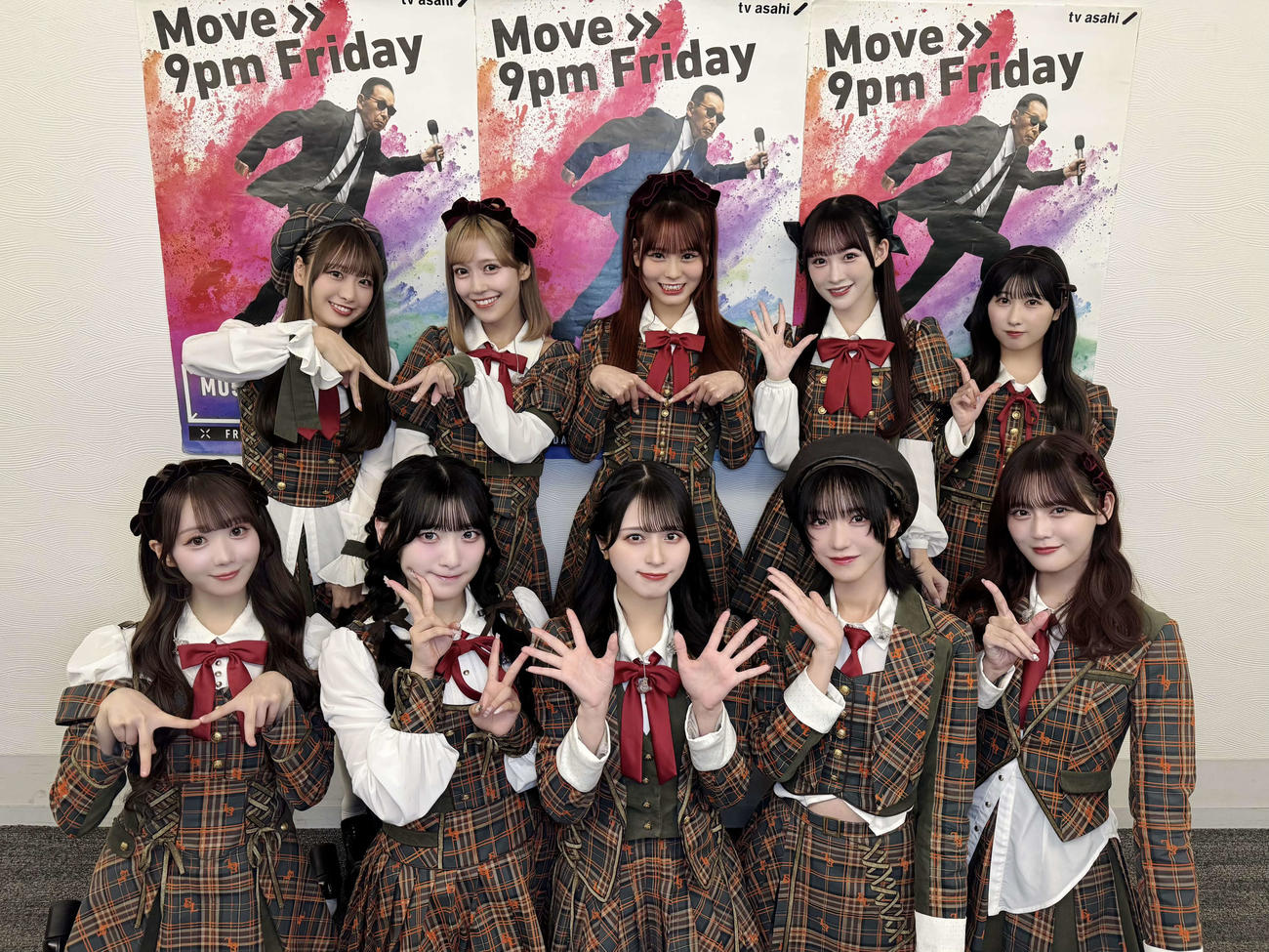 「MUSIC STATION」に出演した＝LOVE