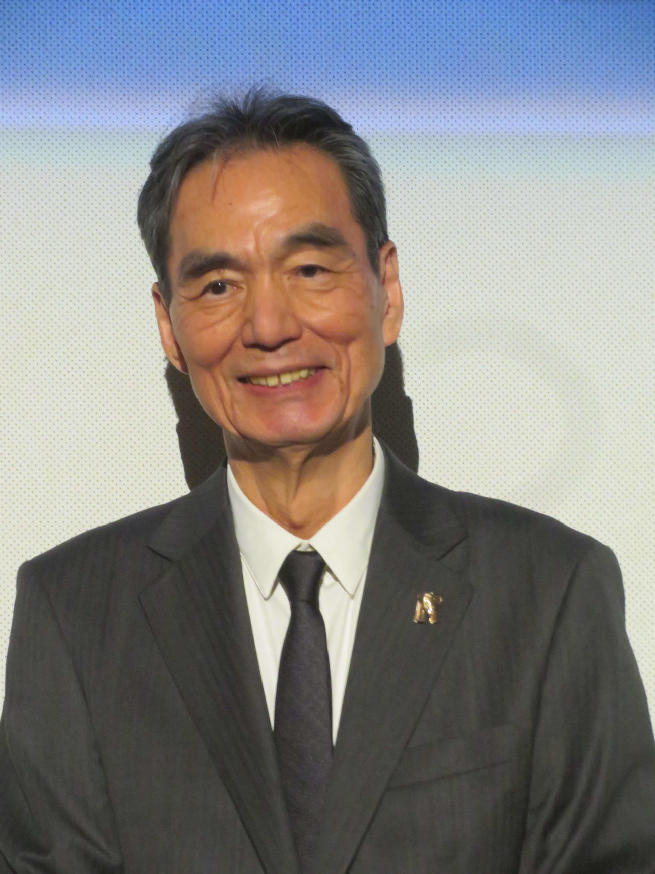 映画「富士山と、コーヒーと、しあわせの数式」公開記念舞台あいさつに出席した長塚京三（撮影・川田和博）