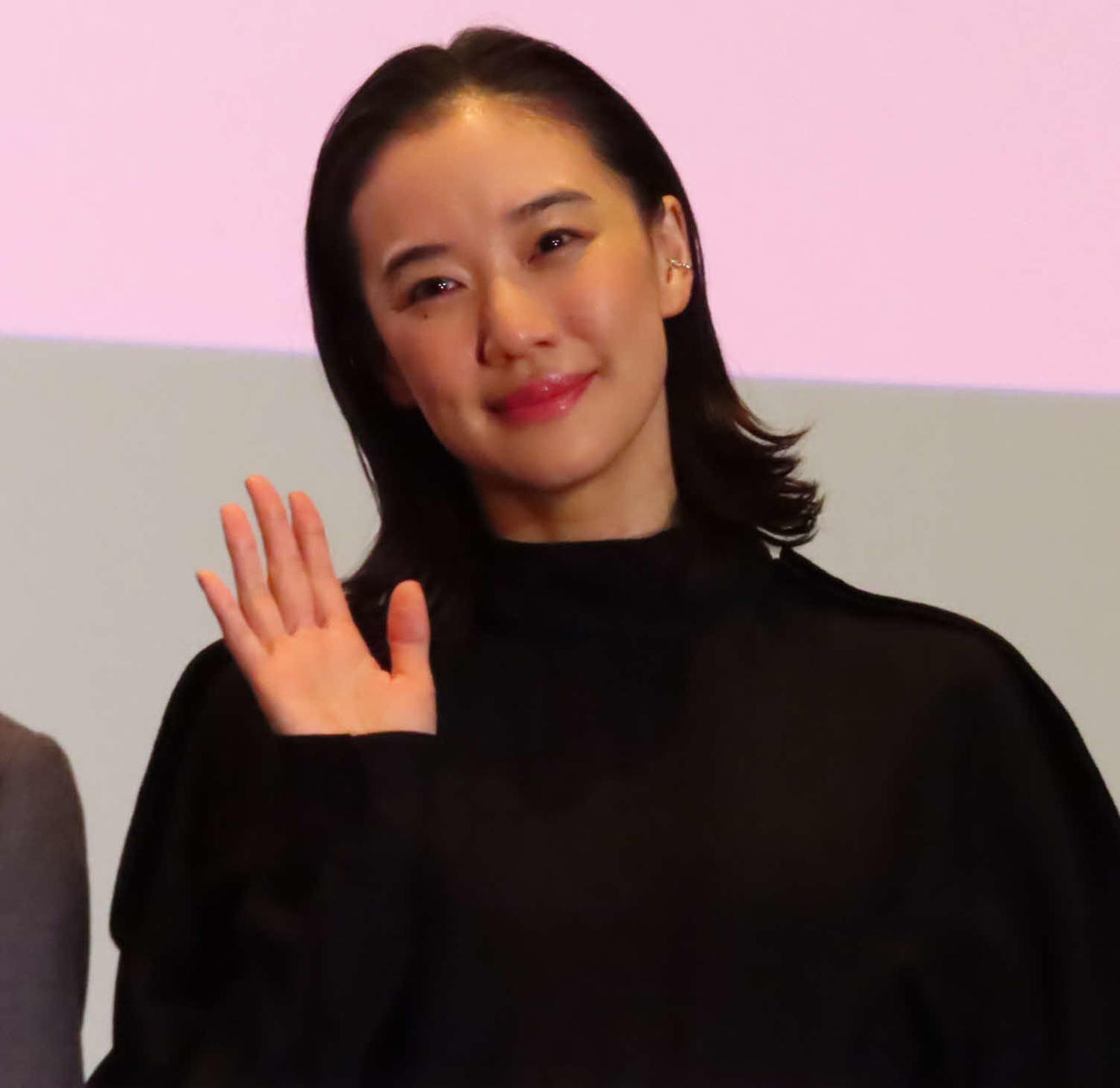 映画「ミーツ・ザ・ワールド」公開記念舞台あいさつに登壇した蒼井優