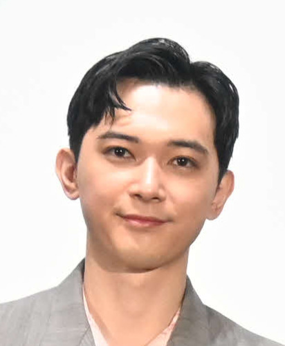 吉沢亮（2025年8月撮影）