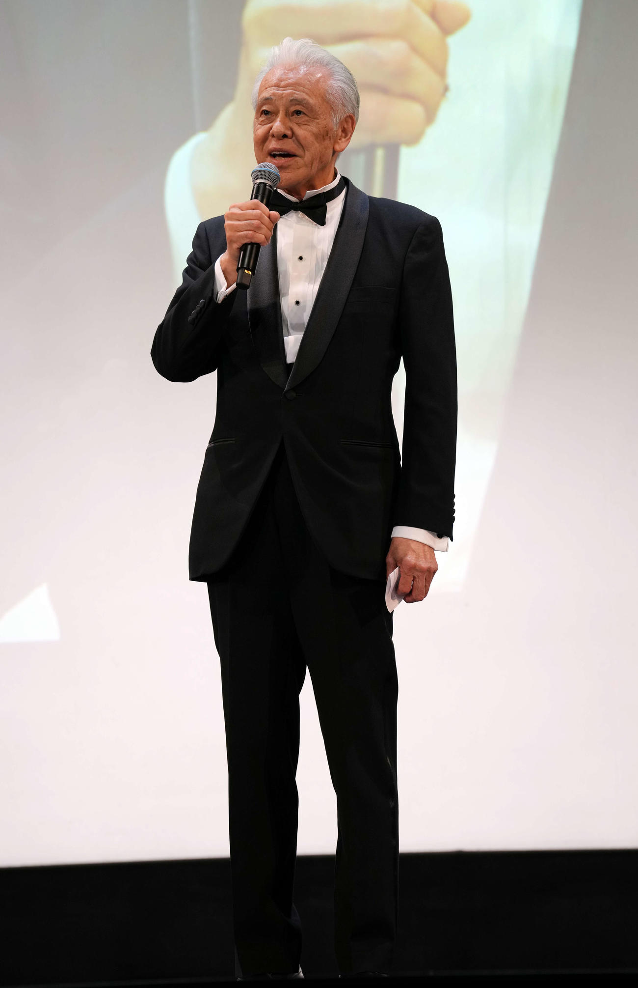 オープニングセレモニーで開幕宣言をする安藤裕康チェアマン（撮影・小島史椰）