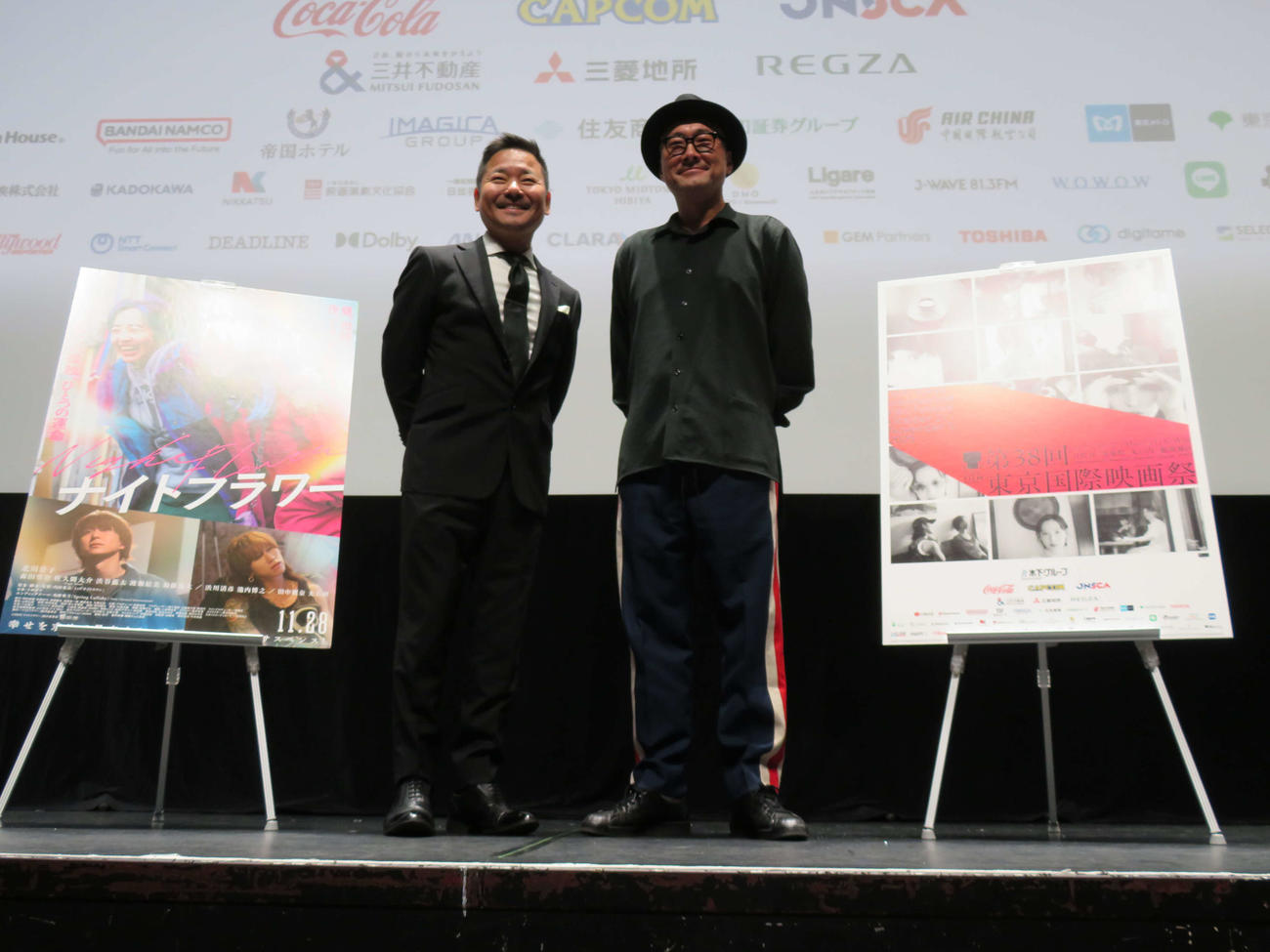 東京国際映画祭ガラ・セレクションに出品した映画「ナイトフラワー」公式上映に登壇した吉條英希プロデューサー（左）と内田英治監督（撮影・村上幸将）
